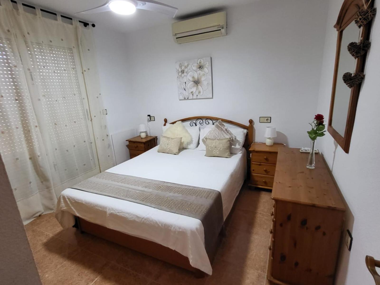 Orihuela - Sleeps 6 - Pool - Parking - Petfriendly Villa Ngoại thất bức ảnh